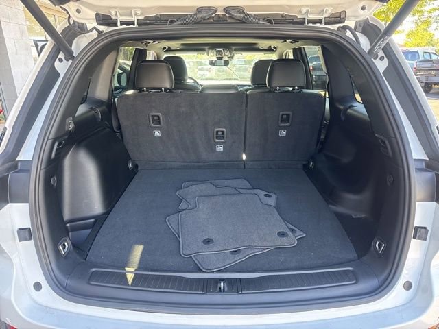 Used 2024 Jeep Grand Cherokee Altitude image 22