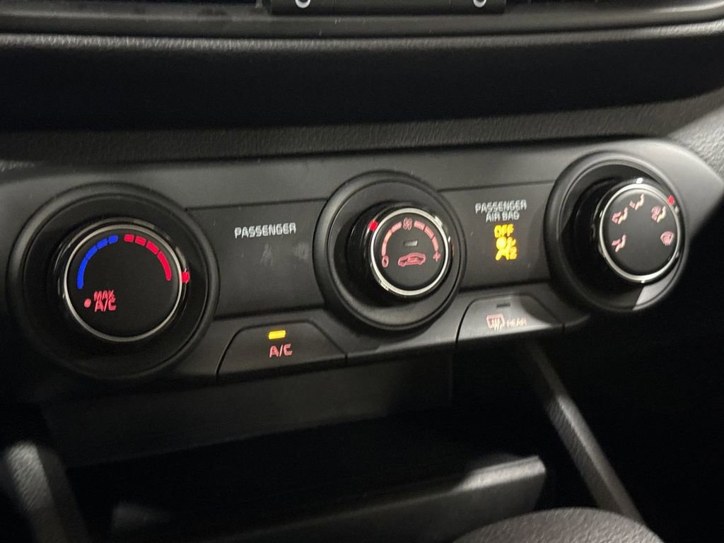 Used 2022 Kia Forte LXS FWD image 16