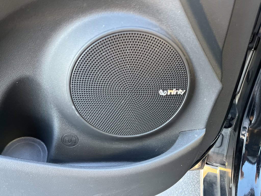 Used 2021 Hyundai Kona Limited image 11