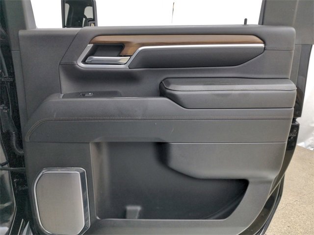 Used 2024 Chevrolet Silverado 3500 High Country image 43