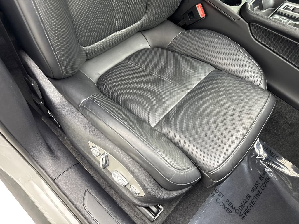 Used 2023 Porsche Macan image 45