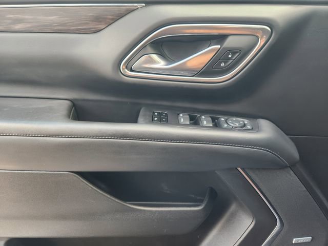 Used 2024 Chevrolet Tahoe Z71 w/ Luxury Package AWD/4WD image 24
