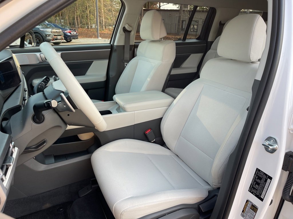 Certified 2026 Hyundai Santa Fe SE image 18