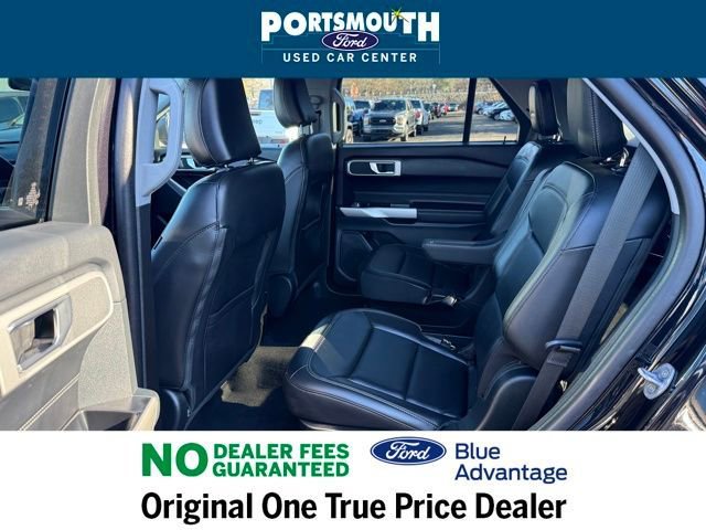 Used 2023 Ford Explorer XLT w/ Equipment Group 202A image 6