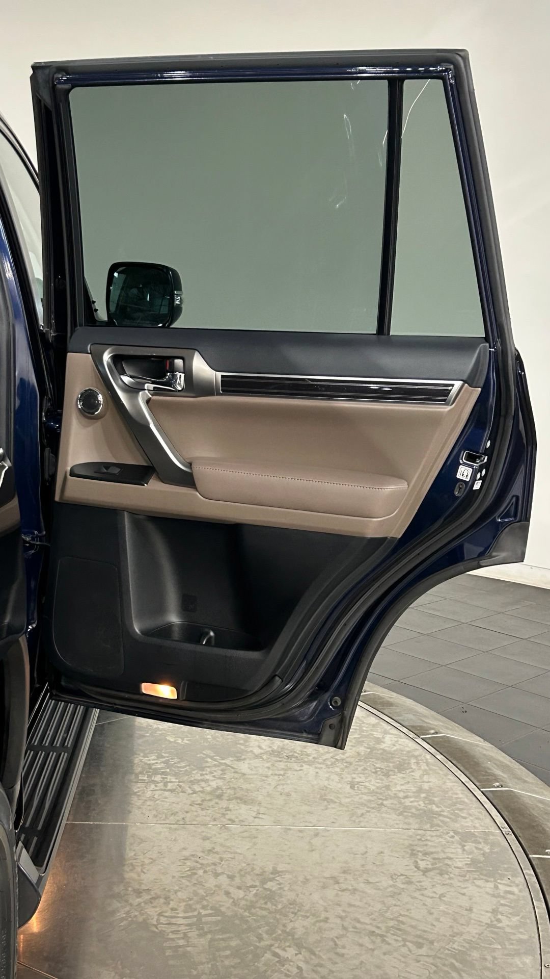 Used 2023 Lexus GX 460 Premium AWD/4WD image 61