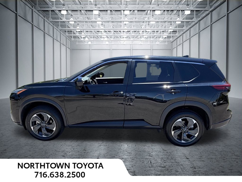 Used 2025 Nissan Rogue SV AWD/4WD image 26