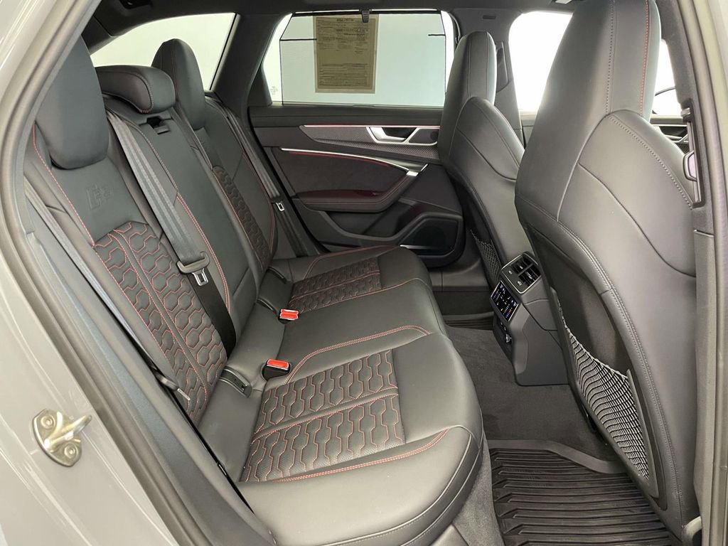 Used 2025 Audi RS 6 performance image 22