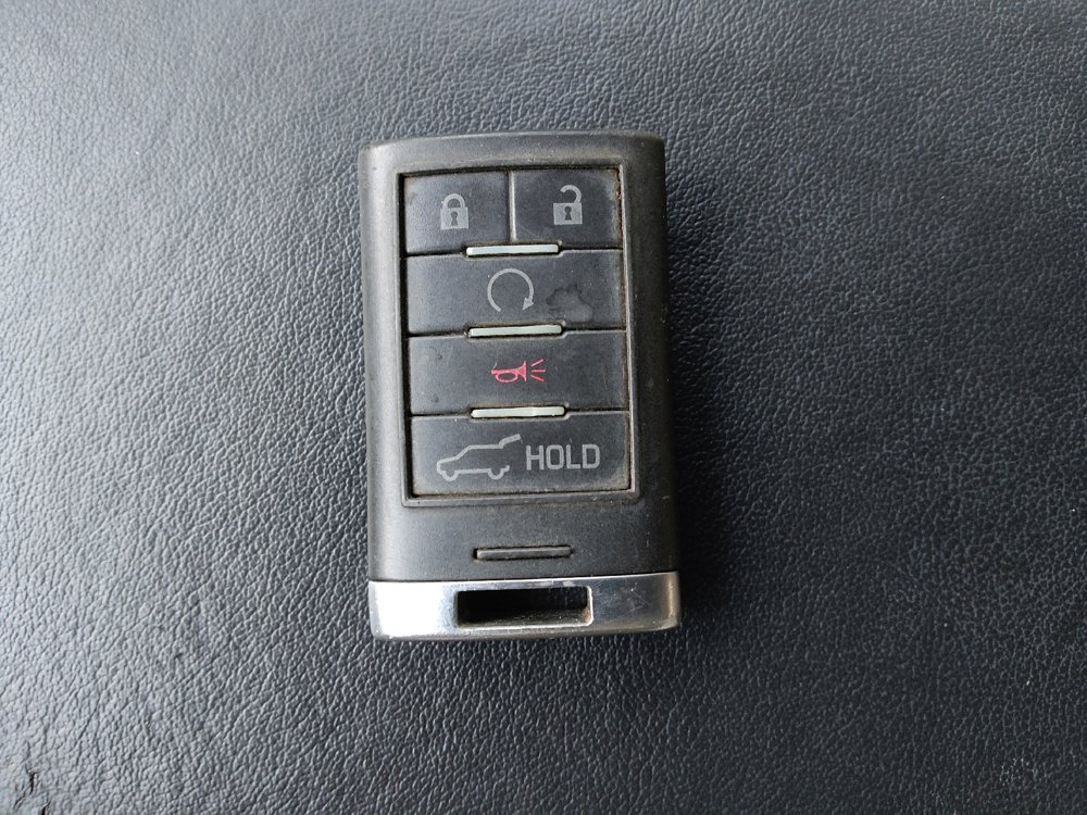 Used 2014 Cadillac SRX Luxury image 32