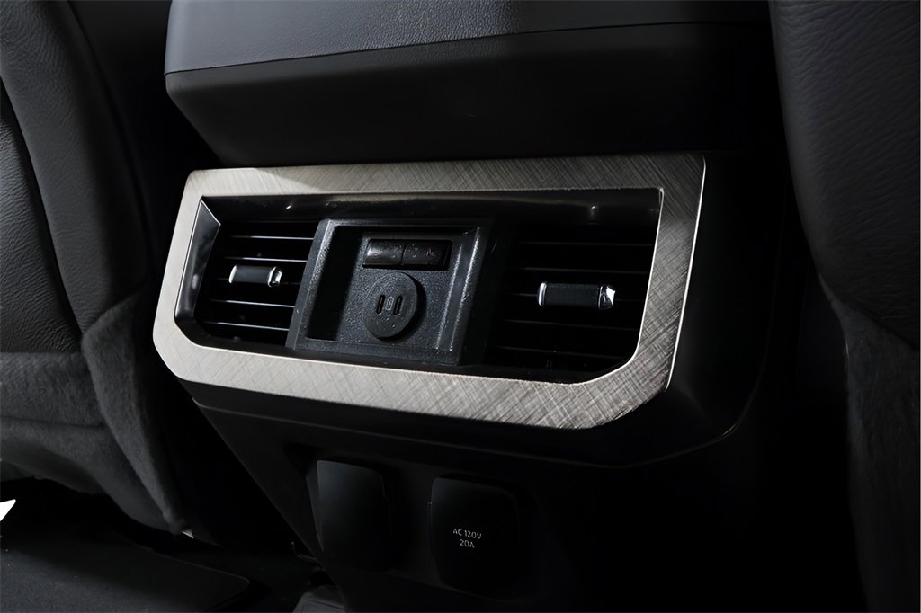 Used 2024 Ford F450 King Ranch w/ Chrome Package image 30