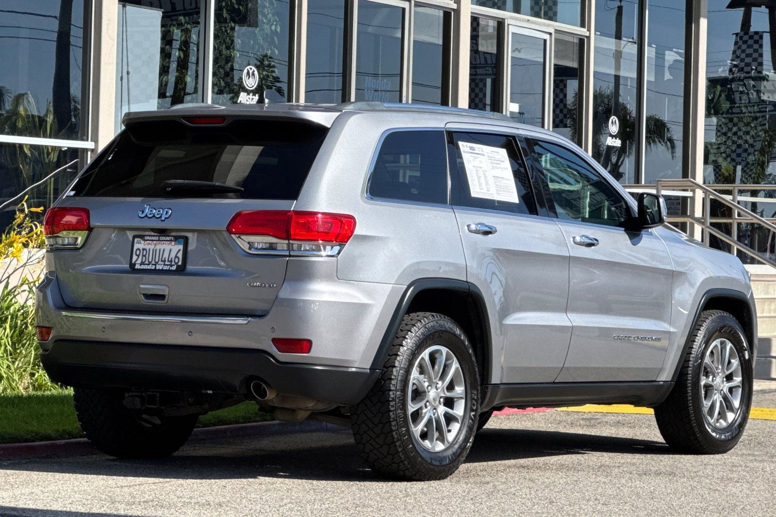 Used 2016 Jeep Grand Cherokee Limited RWD image 4