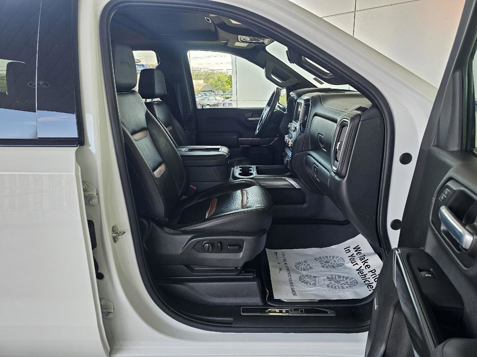 Used 2020 GMC Sierra 1500 AT4 w/ AT4 Premium Package AWD/4WD image 12