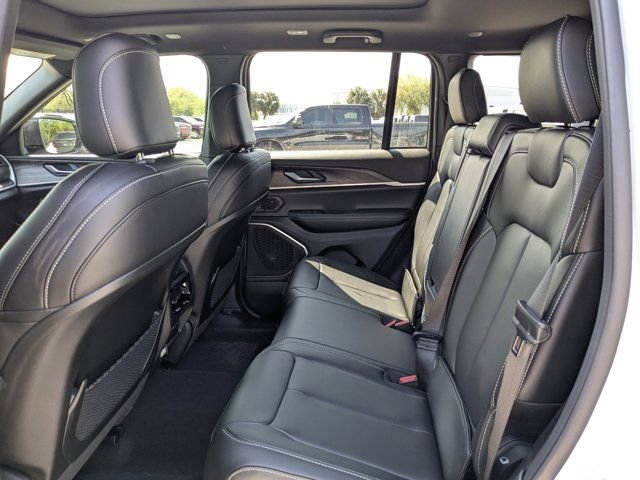 New 2026 Jeep Grand Cherokee Limited image 14