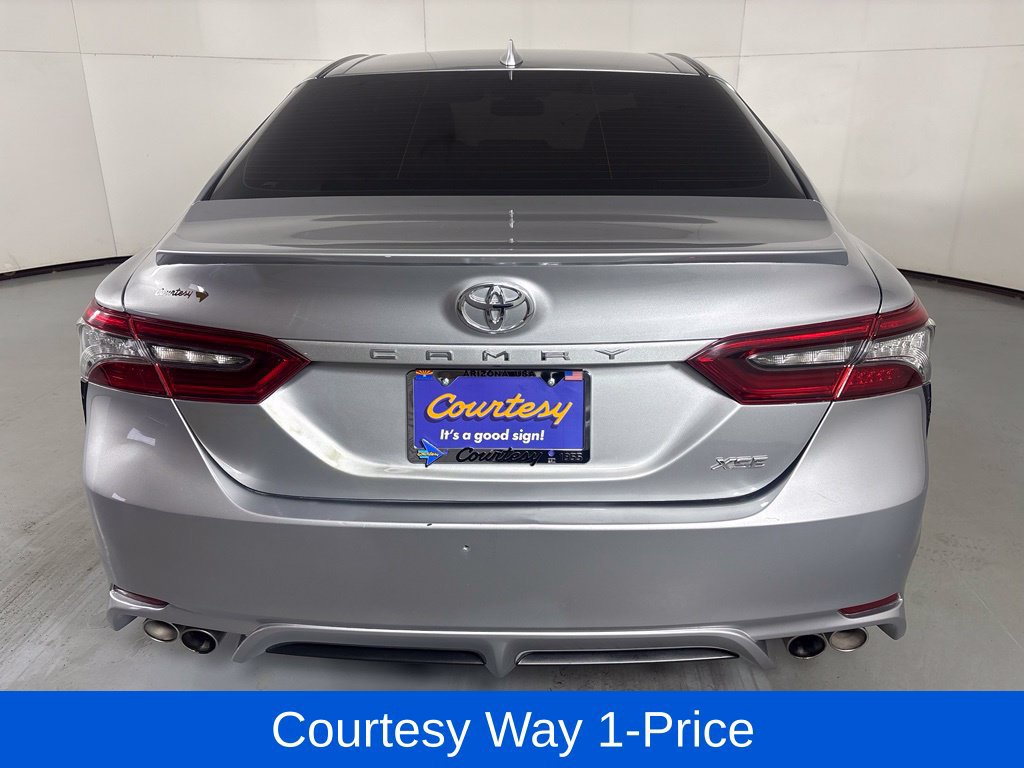Used 2023 Toyota Camry XSE FWD image 9
