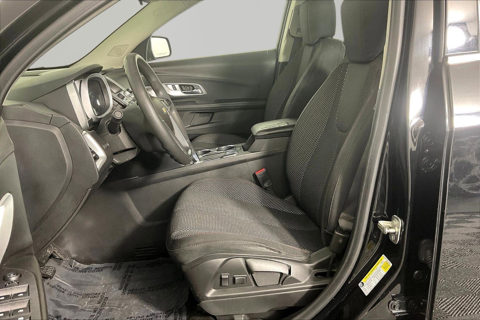 Used 2017 Chevrolet Equinox LS image 20