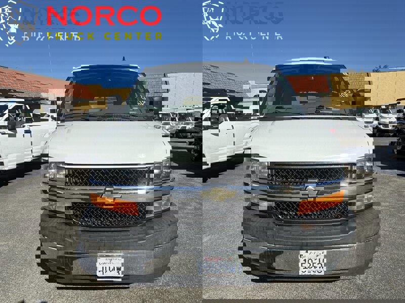 Used 2019 Chevrolet Express 3500 LT w/ LT Preferred Equipment Group image 5