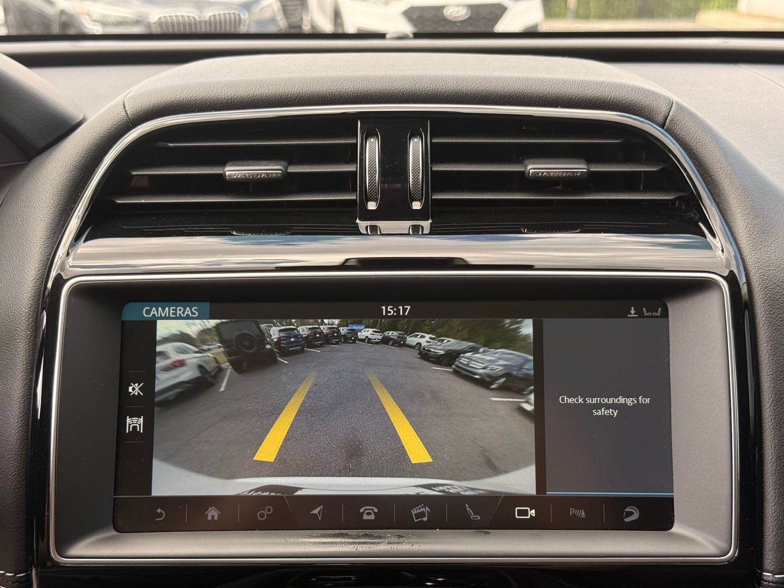 Used 2017 Jaguar F-PACE S image 27