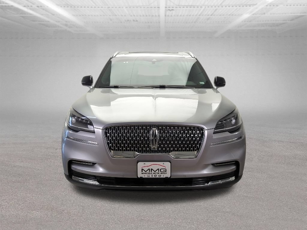 Used 2024 Lincoln Aviator Reserve w/ Equipment Group 201A AWD/4WD image 10
