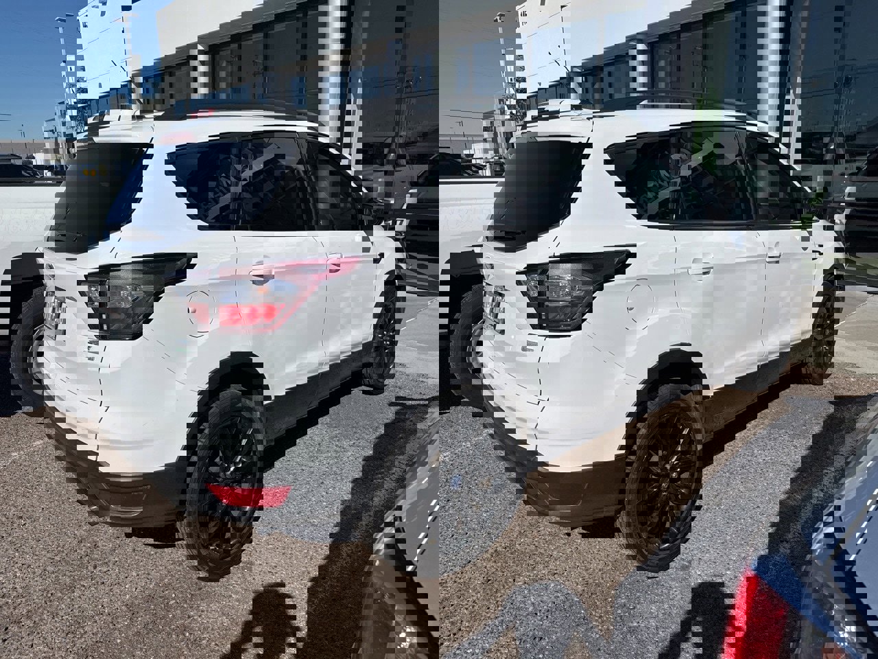 Used 2018 Ford Escape SE w/ SE Sport Appearance Package