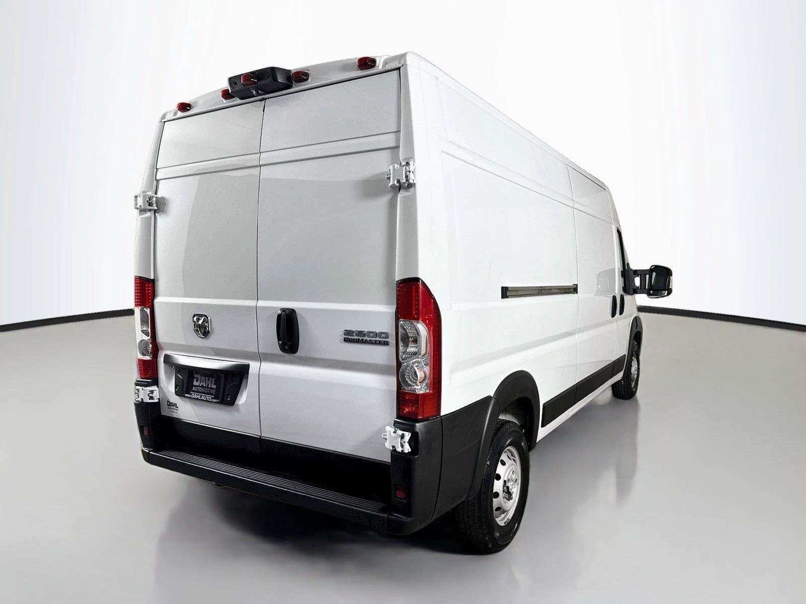 Used 2023 RAM ProMaster 2500 FWD image 13