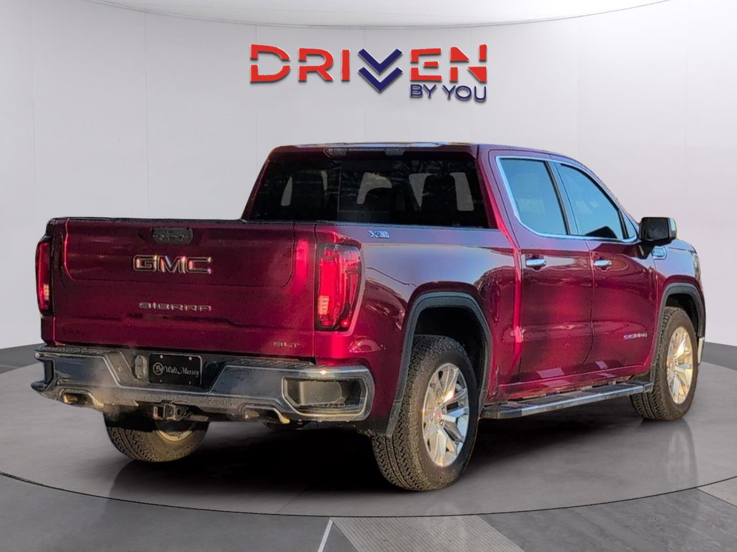 Used 2019 GMC Sierra 1500 SLT w/ SLT Premium Package image 6