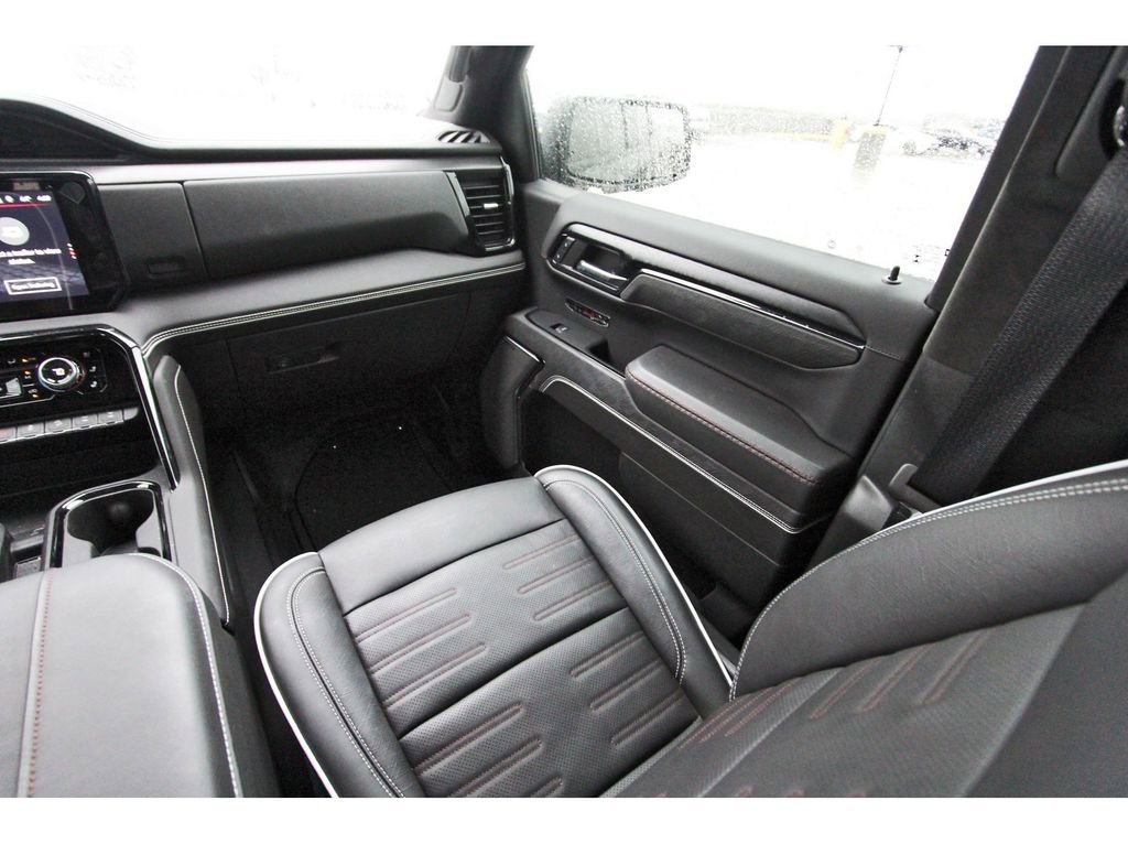 Used 2024 GMC Sierra 1500 AT4X AWD/4WD image 10