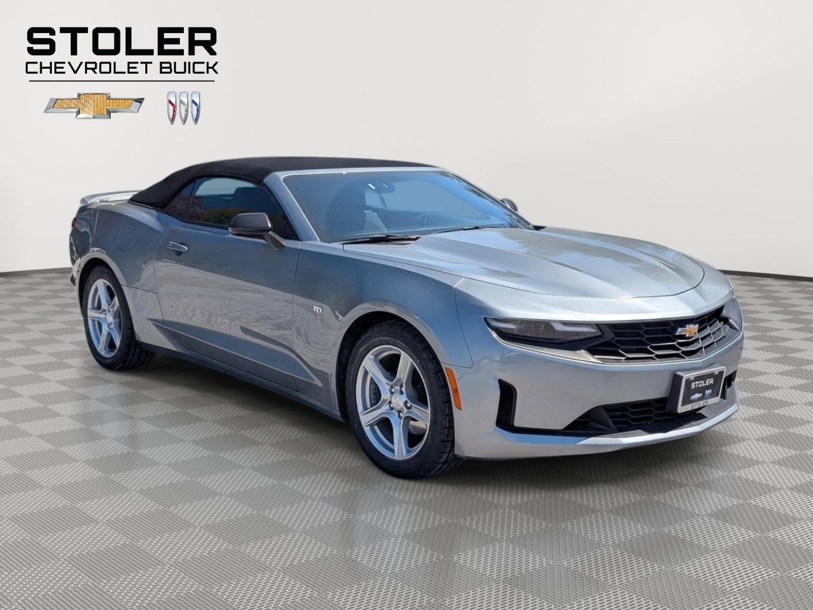Used 2023 Chevrolet Camaro LT RWD image 7