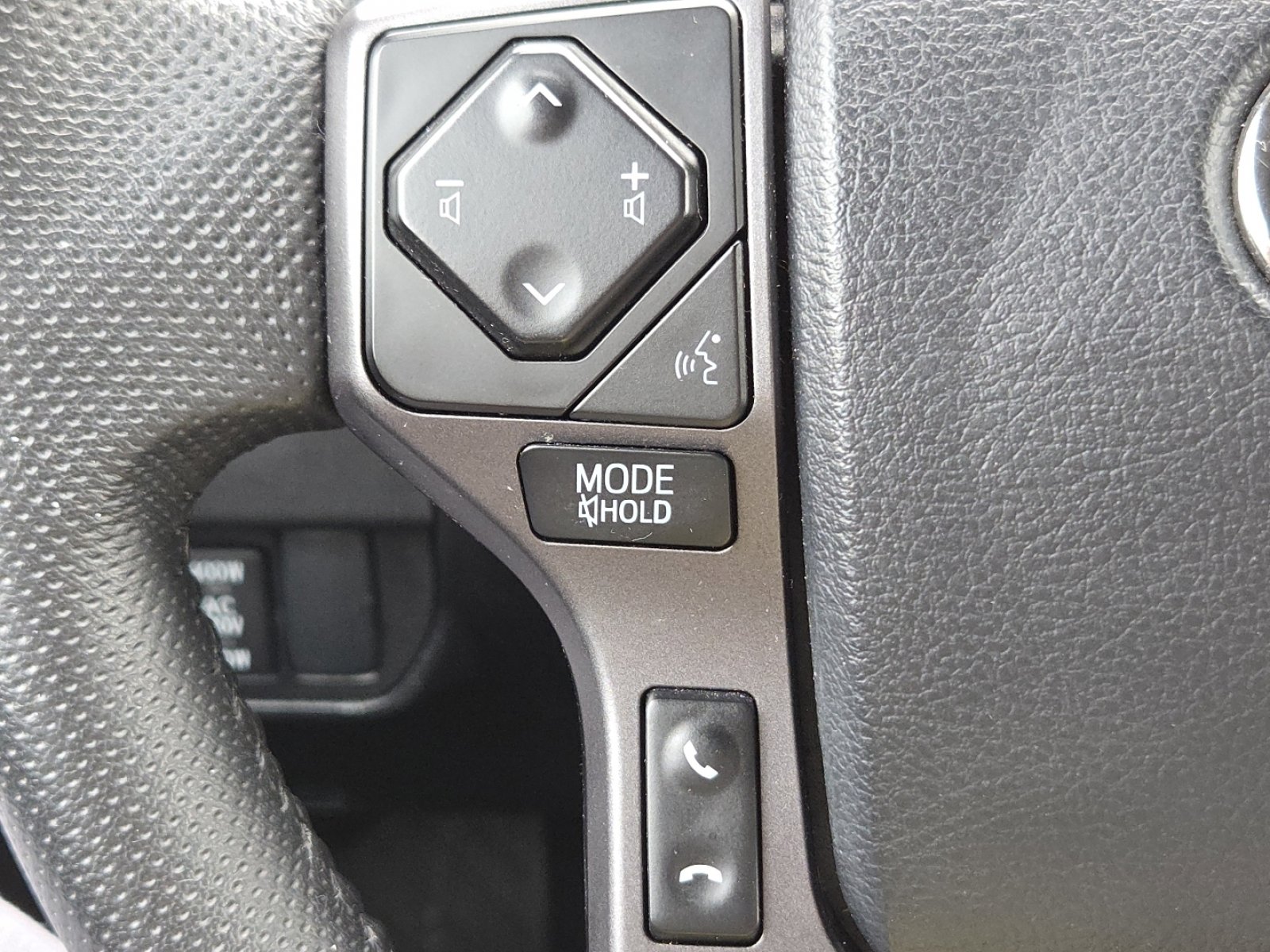 Used 2023 Toyota Tacoma TRD Sport w/ Black Out Package (TMS) AWD/4WD image 11
