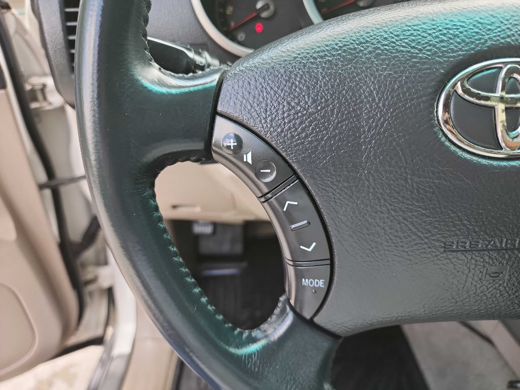 Used 2009 Toyota 4Runner Limited AWD/4WD image 18