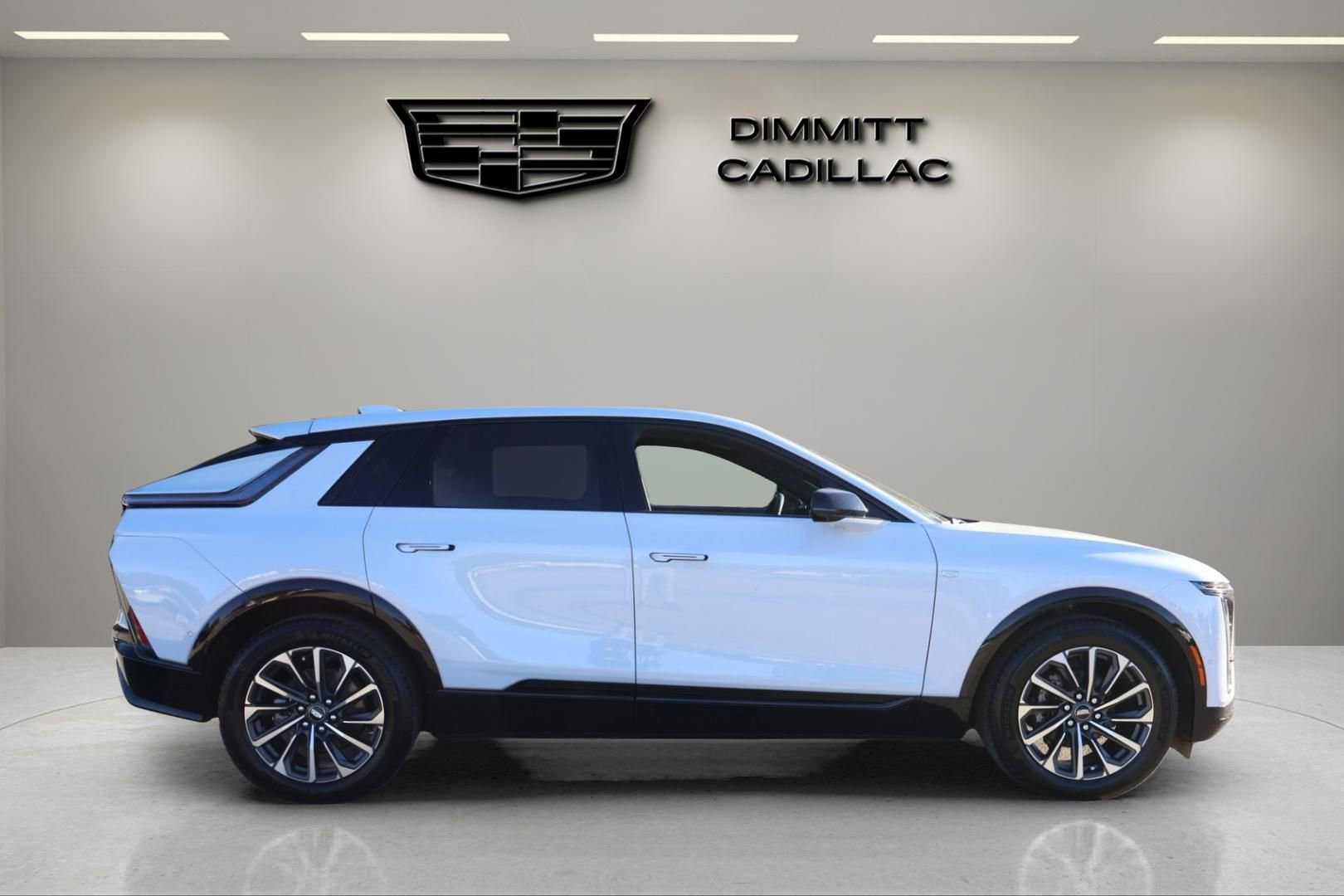 New 2026 Cadillac Lyriq Sport RWD image 6