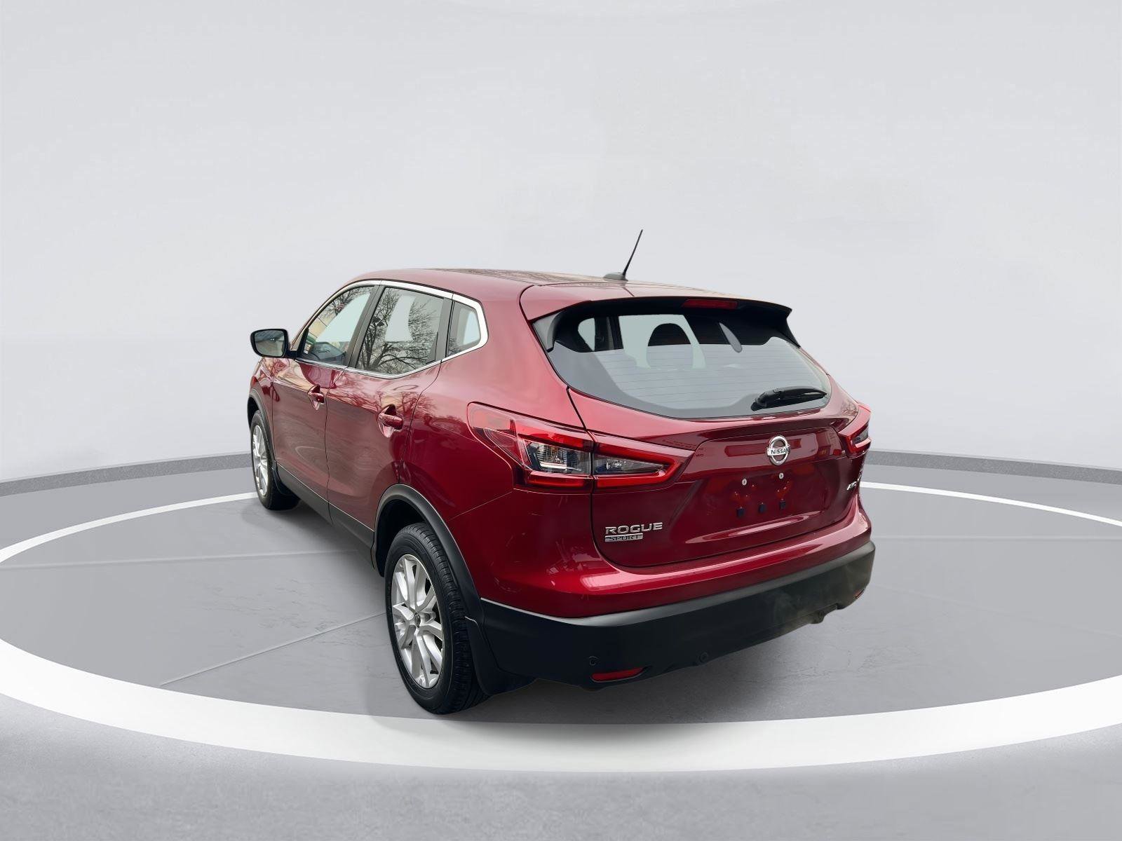 Used 2022 Nissan Rogue Sport S image 7