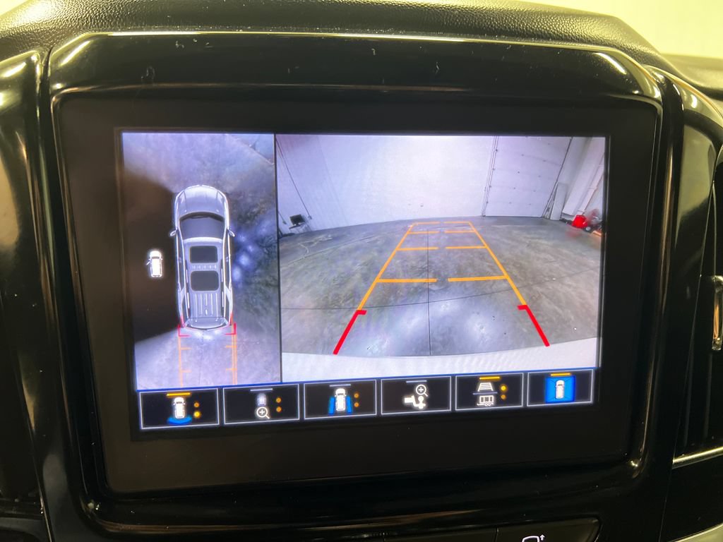 Certified 2022 Chevrolet Traverse Premier w/ LPO, Floor Liner Package AWD/4WD image 26