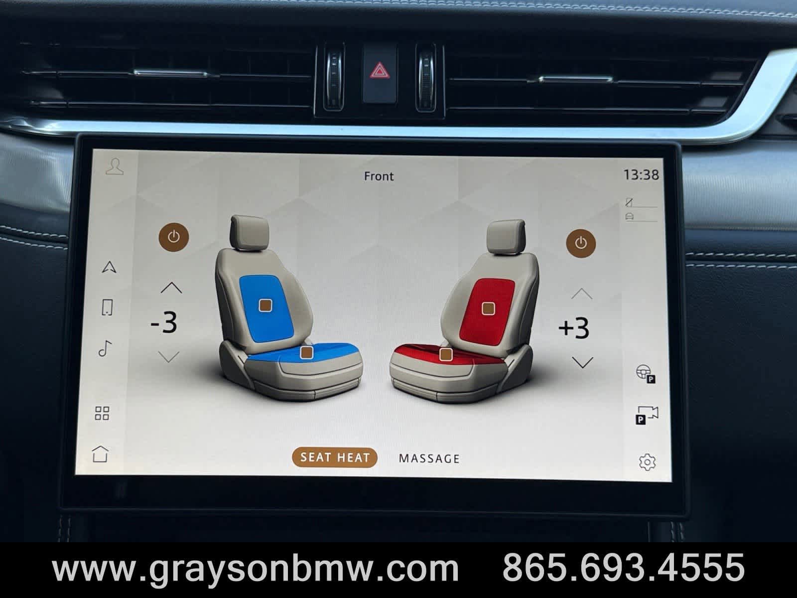 Used 2026 Jaguar F-PACE R-Dynamic S image 31