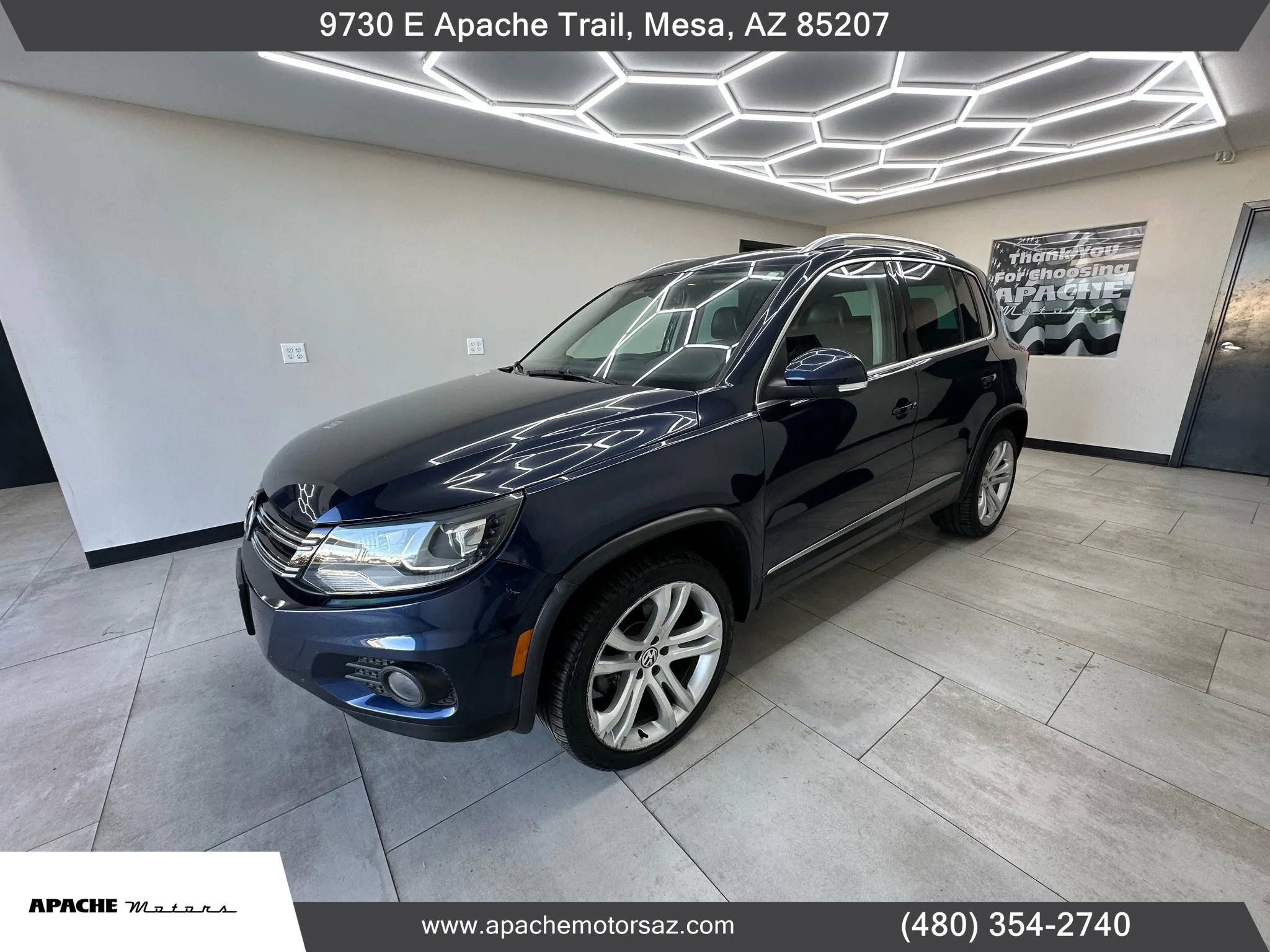 Used 2012 Volkswagen Tiguan SEL image 2