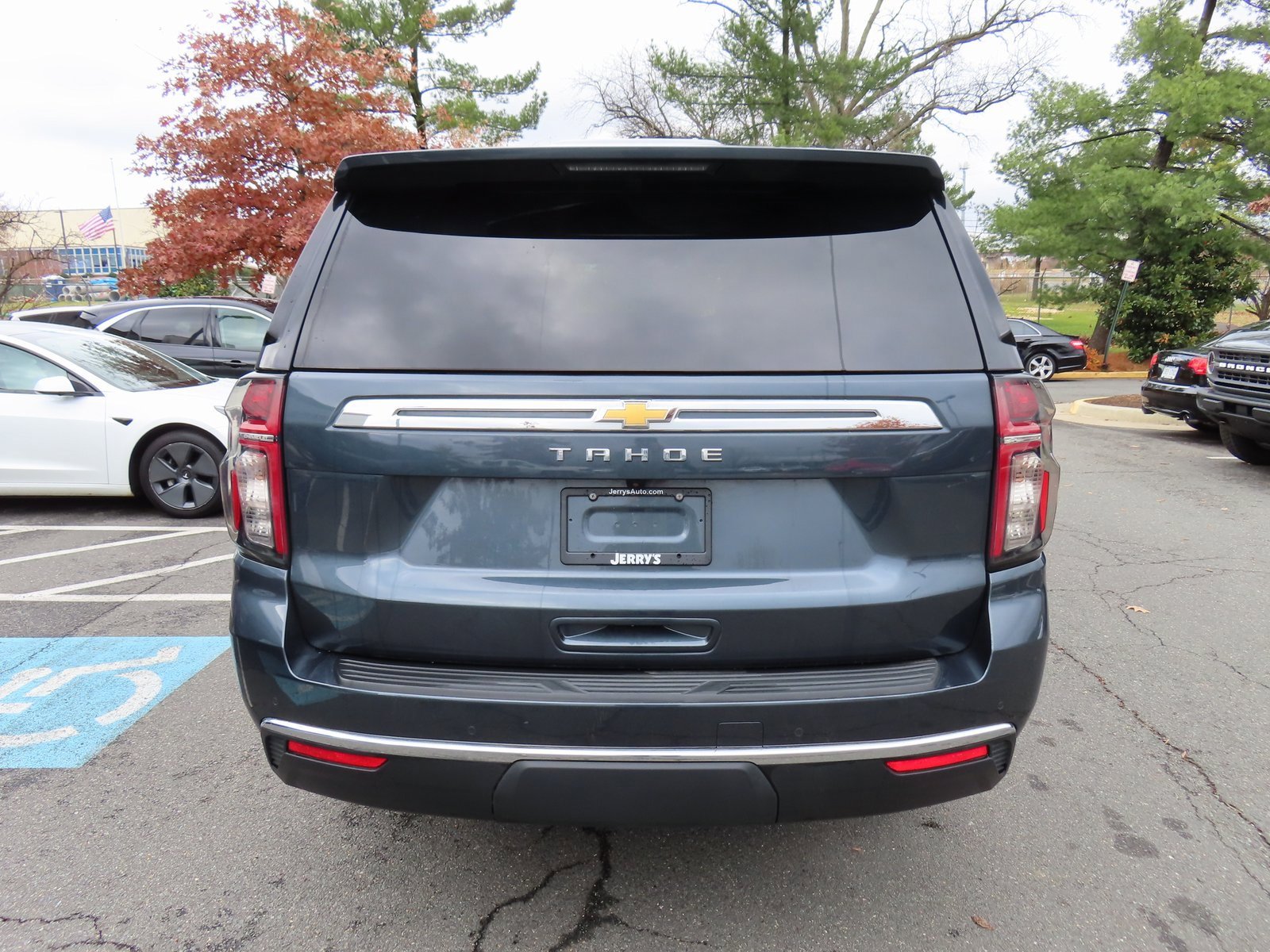 Used 2021 Chevrolet Tahoe LS image 6