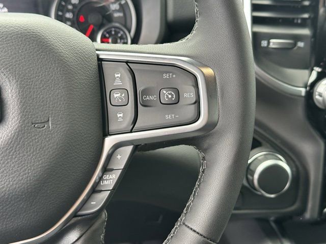 New 2026 RAM 1500 4x4 Crew Cab image 26