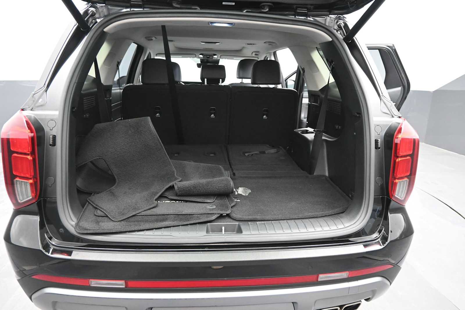 Used 2023 Hyundai Palisade SEL w/ Cargo Package AWD/4WD image 14