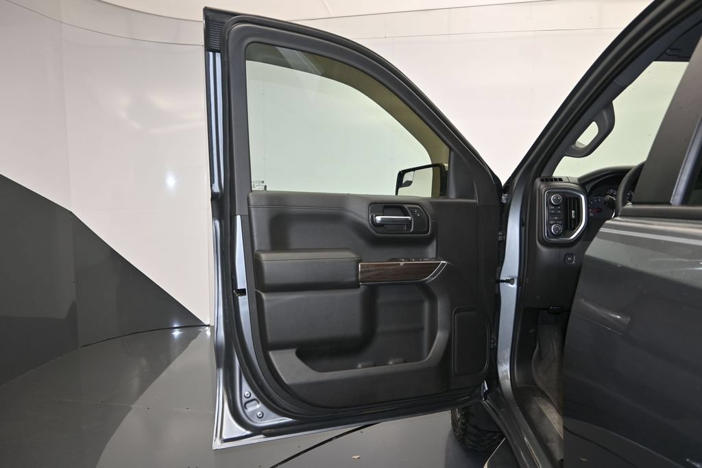 Certified 2019 Chevrolet Silverado 1500 LT w/ All-Star Edition AWD/4WD image 10