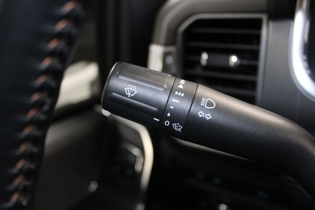 Used 2021 Ford F150 Platinum w/ Equipment Group 701A High image 40