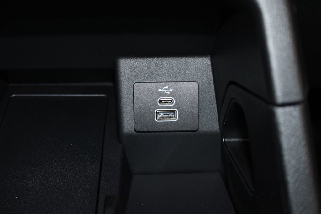 New 2025 Ford Ranger XLT w/ Black Appearance Package image 44