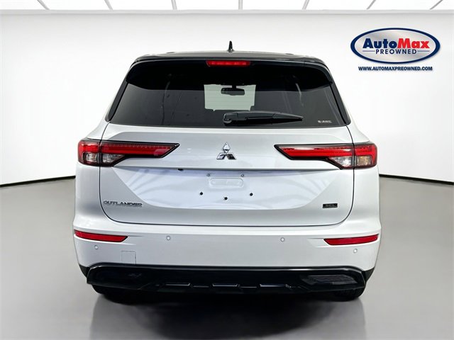 Used 2023 Mitsubishi Outlander SEL Black Edition image 8
