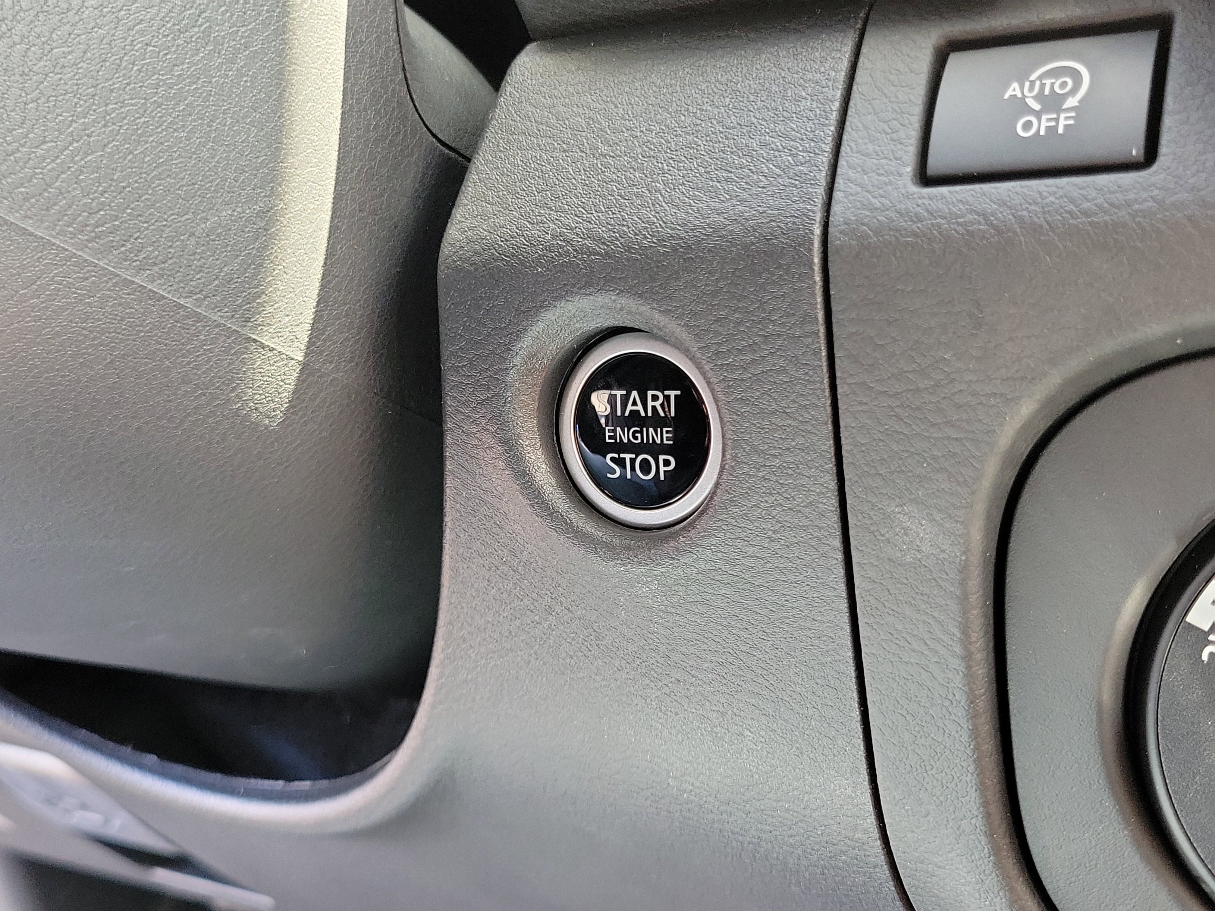 New 2025 Nissan Frontier PRO-4X AWD/4WD image 28