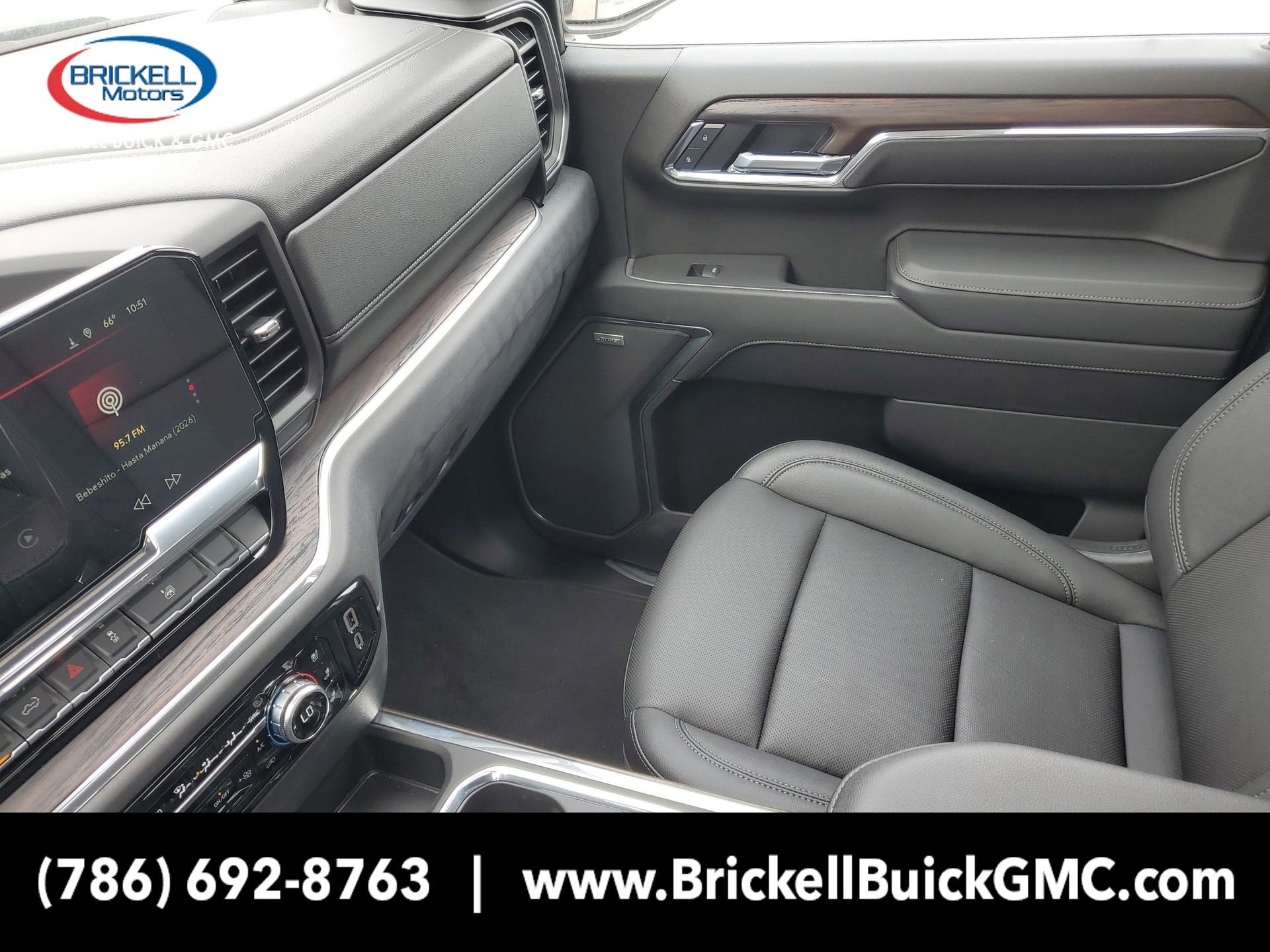 New 2025 GMC Sierra 1500 SLT w/ SLT Convenience Package image 25