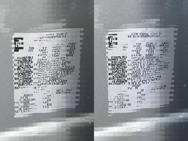 Used 2025 Cadillac XT4 Premium Luxury FWD image 33