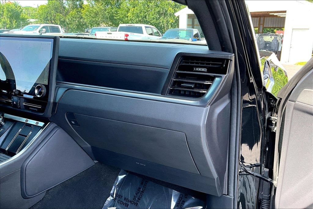 Used 2024 Lexus GX 550 w/ Cold Area Package AWD/4WD image 29