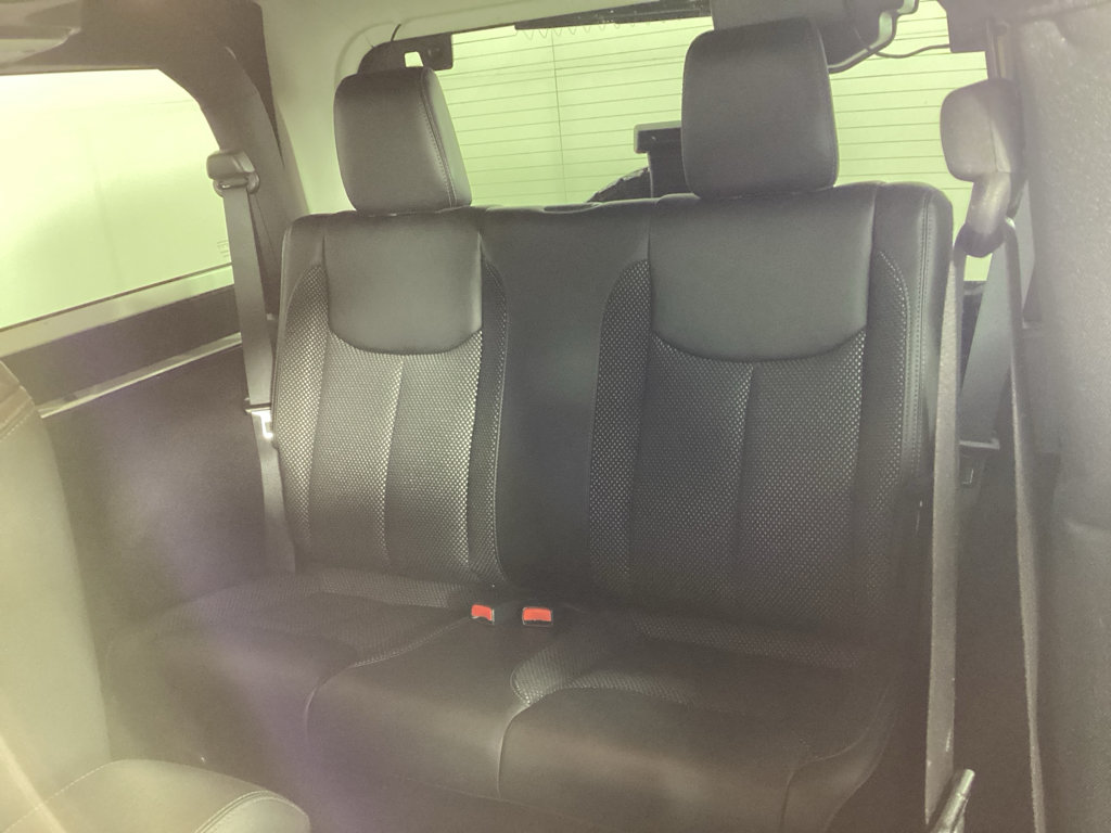 Used 2016 Jeep Wrangler Sahara AWD/4WD image 13