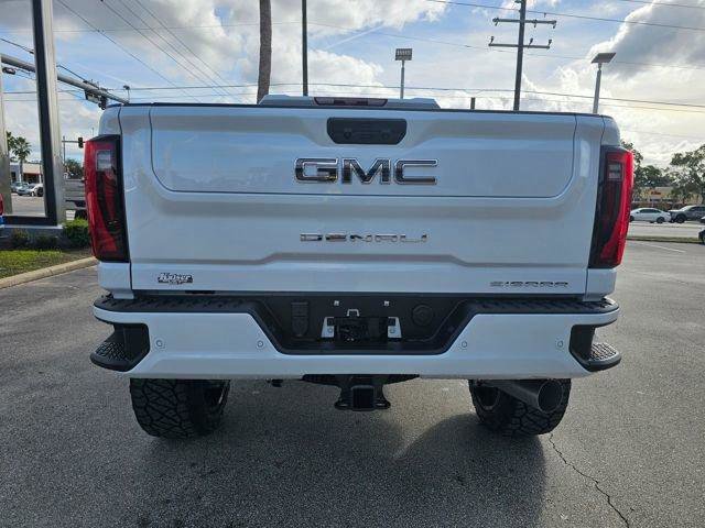 New 2026 GMC Sierra 2500 Denali Ultimate image 6