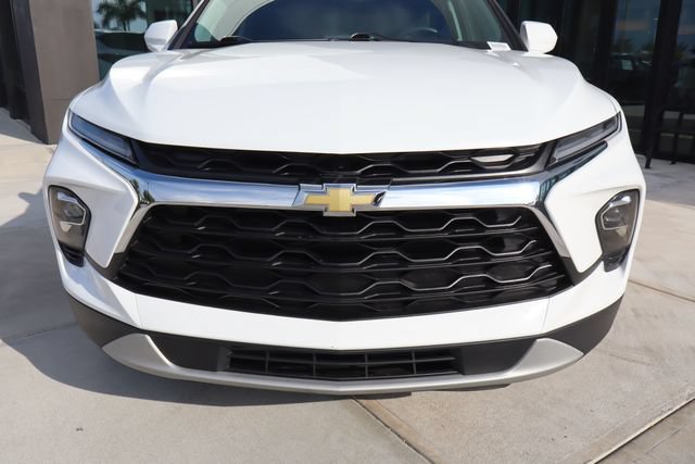 Used 2025 Chevrolet Blazer LT AWD/4WD image 16