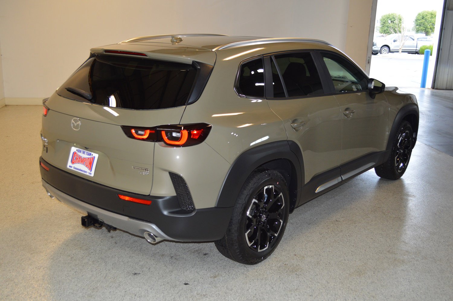 New 2025 MAZDA CX-50 Meridian Edition w/ Weather Package image 3