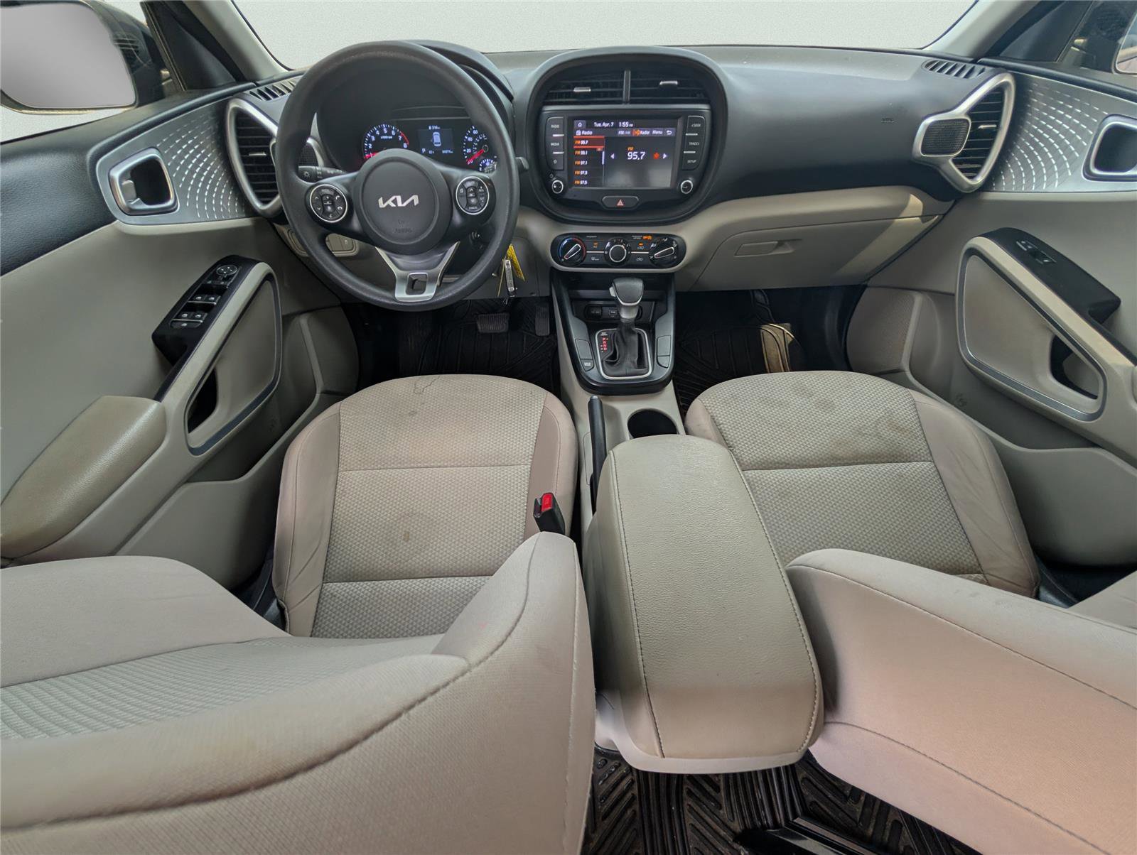 Used 2022 Kia Soul LX w/ Technology Package image 26