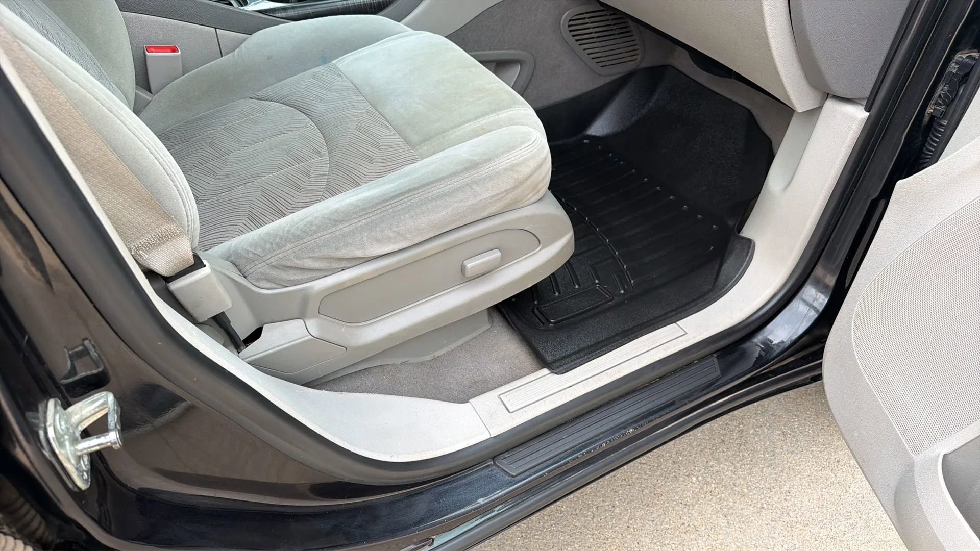 Used 2015 Buick Enclave Convenience FWD image 72